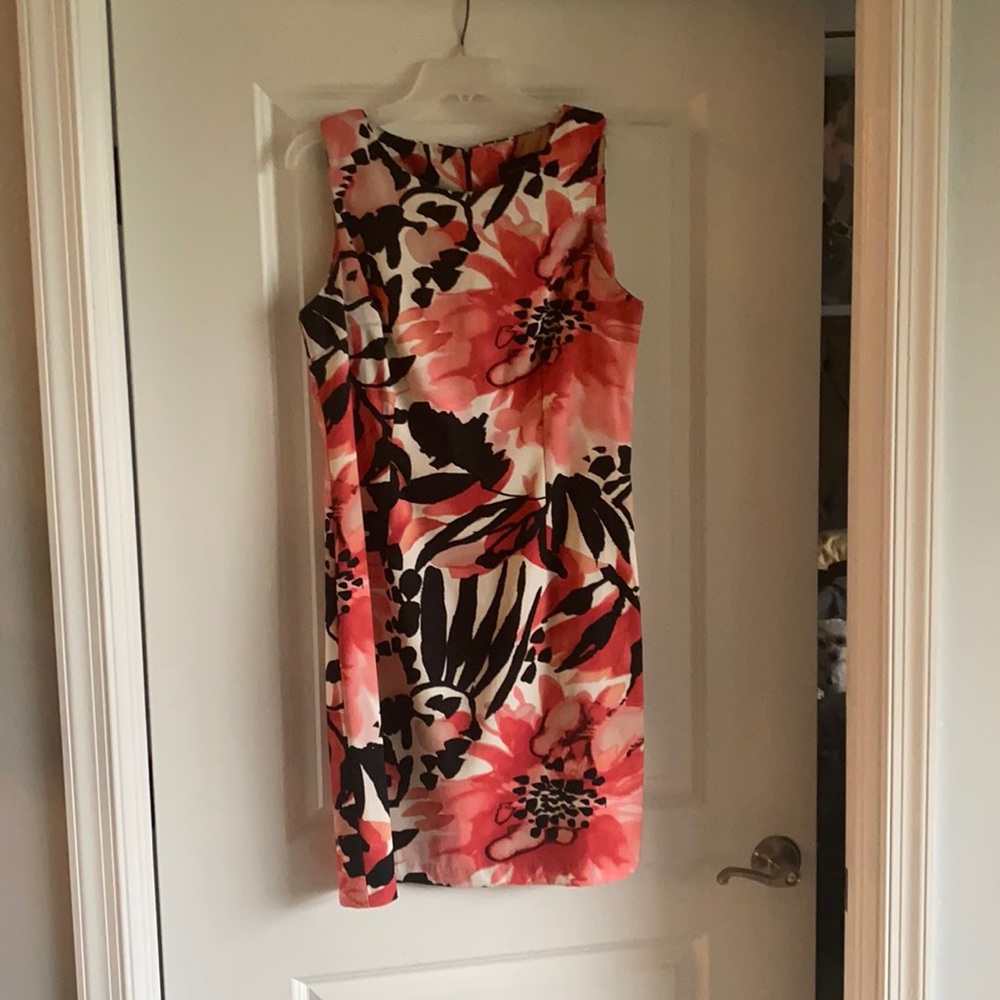 Connected dress. Excellent condition.